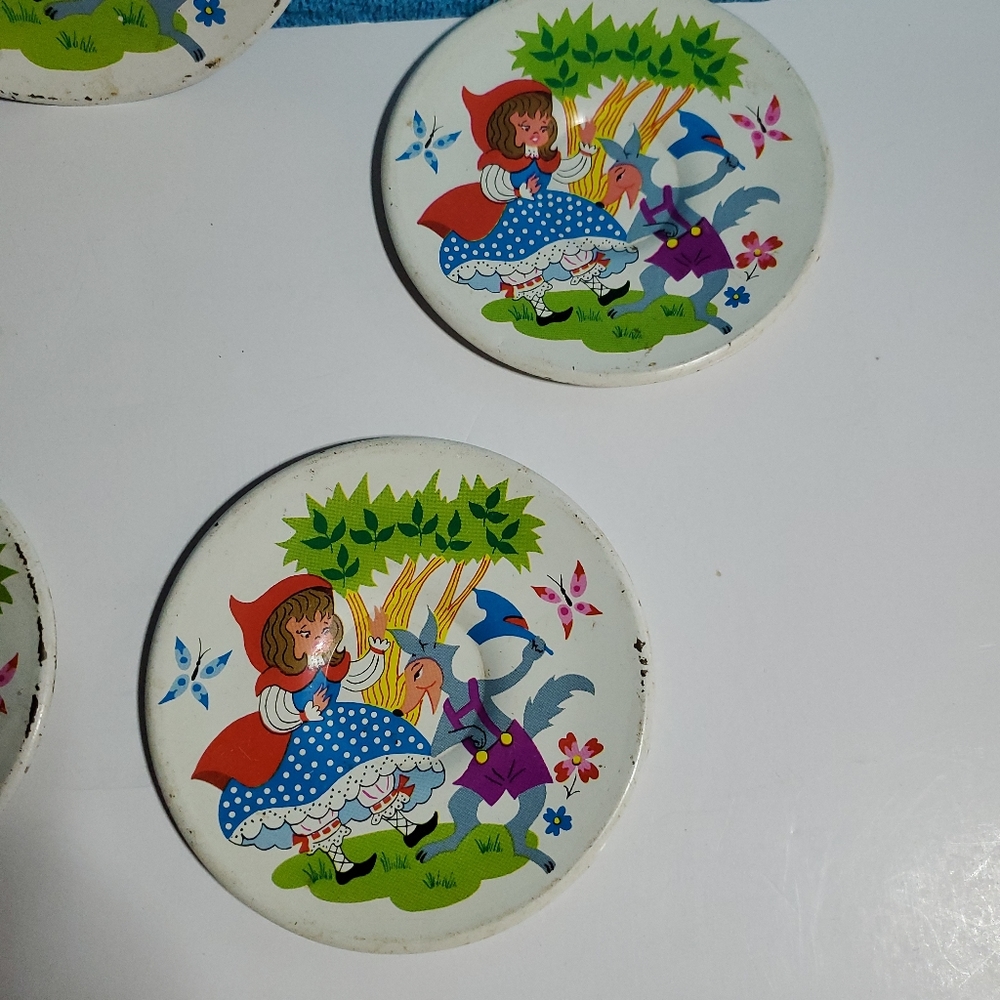 Vintage Little Red Riding Hood Metal Kid’s Plates Vintage Toys - Picture 4 of 7